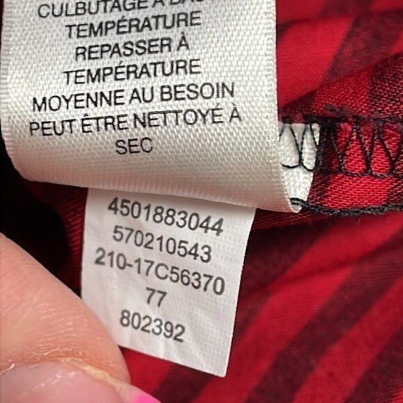 Chicos Button Front Tunic Shirt Long Sleeve Red Black Stripe Wrinkle Resistant 3 - Picture 9 of 10